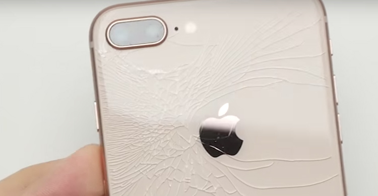 Replacing the rear glass of iPhone 8 and iPhone 8 Plus can cost up to $ 399!