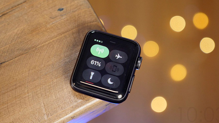 Apple Watch exceeds sales of Swiss watches