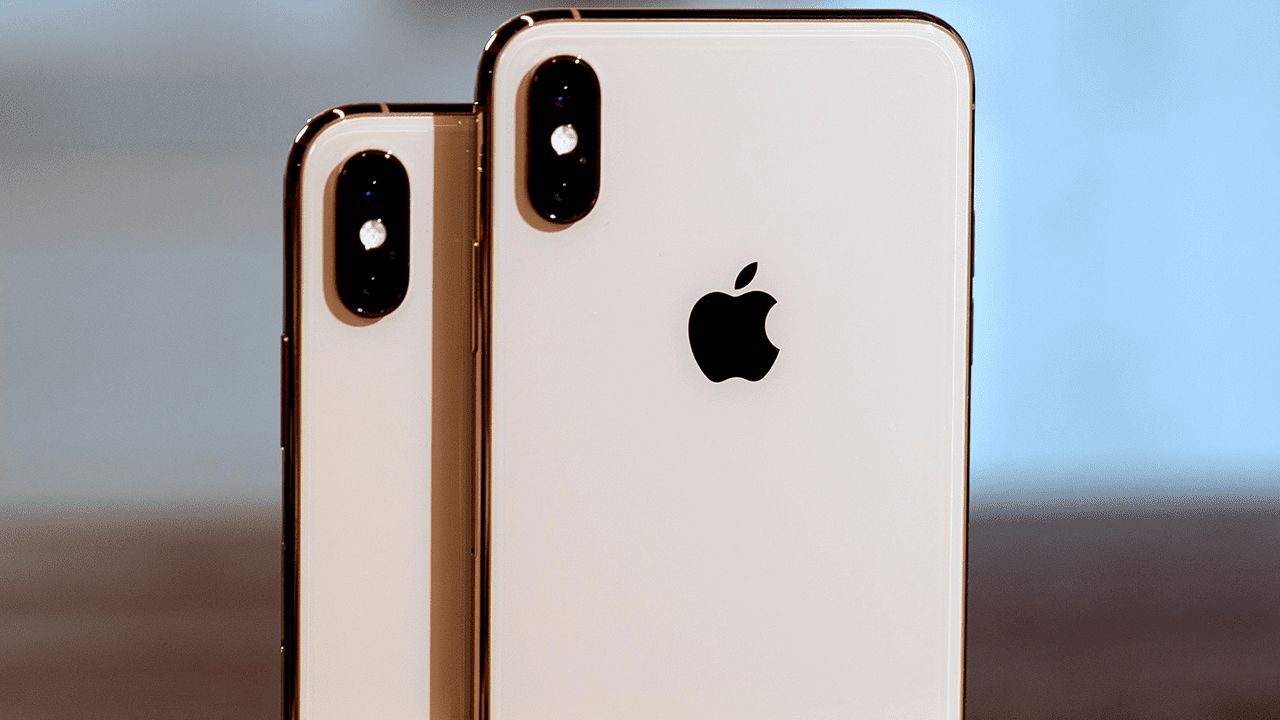 Apple cuts iPhone XS and XR orders by an additional 10%