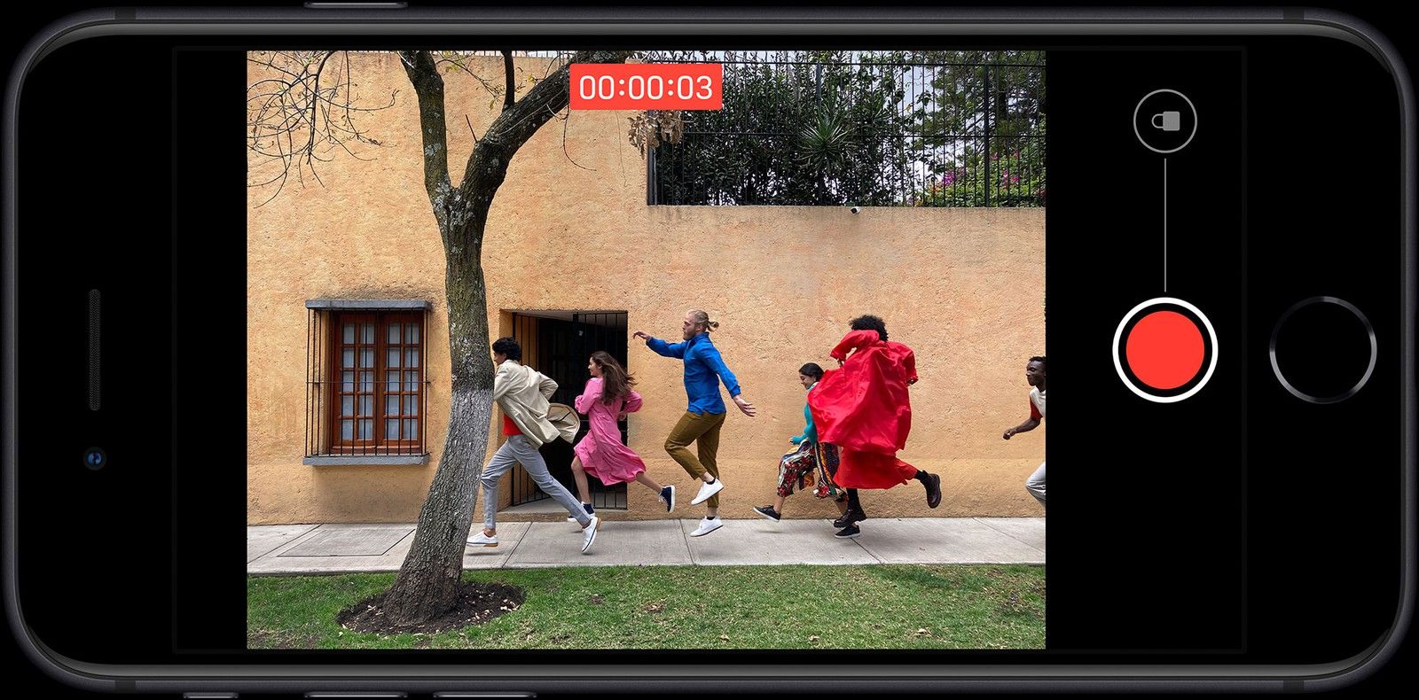 iOS 14 brings the QuickTake function to iPhone XR, XS and XS Max