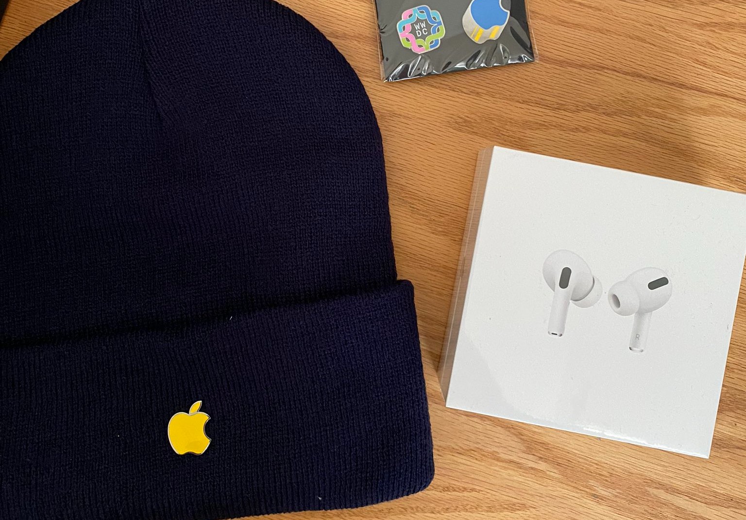 Swift Student Challenge: Winners receive WWDC-themed accessories and AirPods Pro 